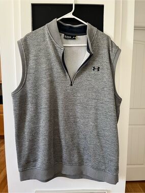 Under Armour Light Gray Textured Crewneck with Dark Trim